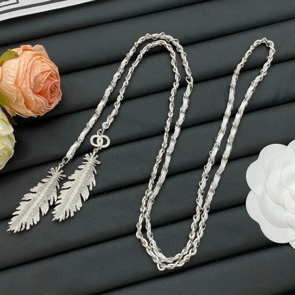 Pet And Lifestyle Depot Feather Elegant Necklace For Women